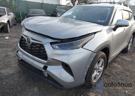 2023 Toyota Highlander Le z USA, uszkodzony, nr VIN 5TDKDRAH3PS019476